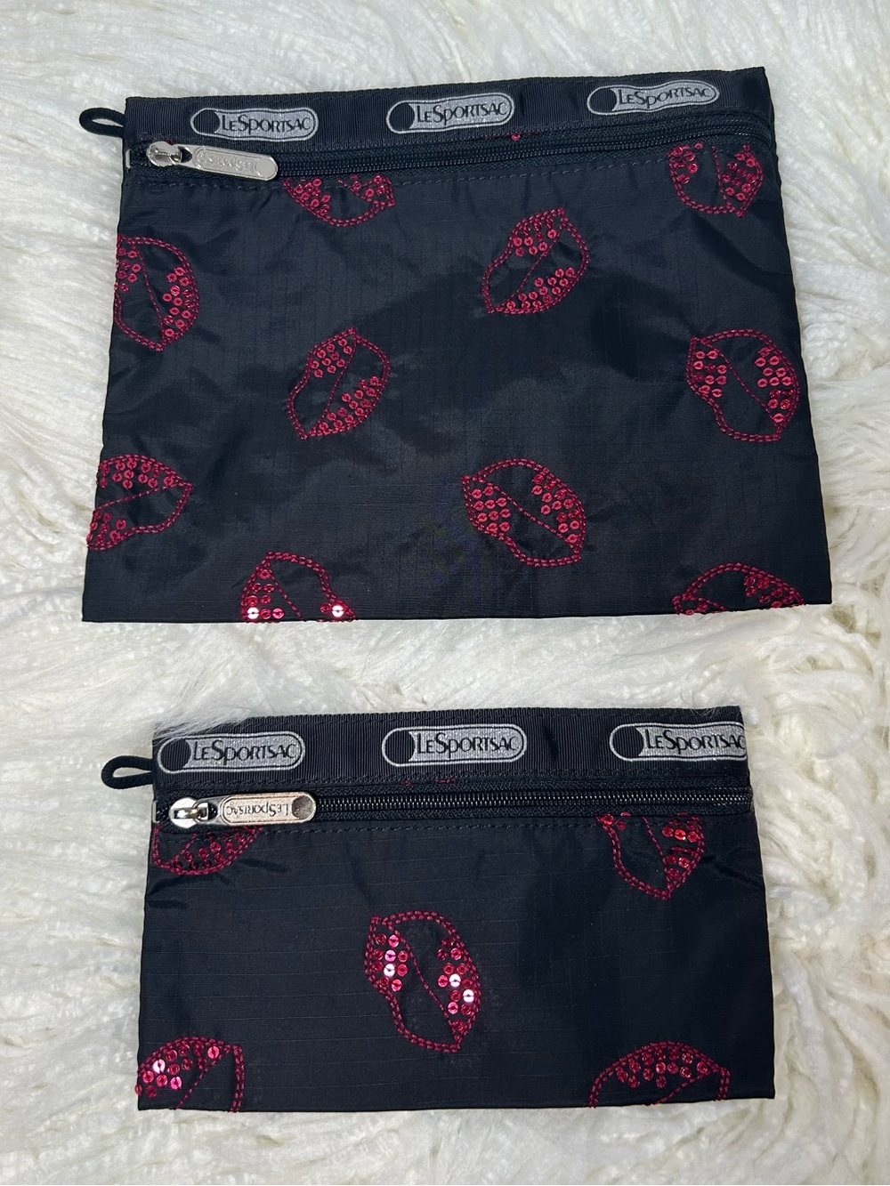 LeSportsac Sequins Lips 2 Pouch Set💋